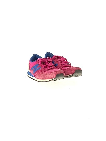New Balance New Balance Spor Ayakkabı %70 İndirimli.