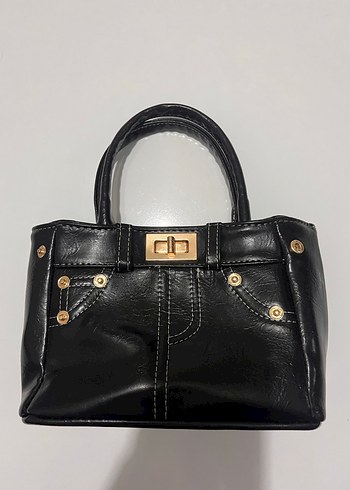 Siyah Parlak Deri Tokalı Kadın Çanta - Görsel 4