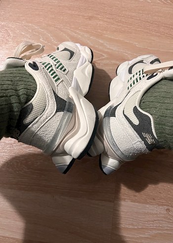 Beyaz New balance 9060 Kadın Spor Ayakkabı - Görsel 5