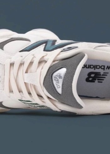 Beyaz New balance 9060 Kadın Spor Ayakkabı - Görsel 3