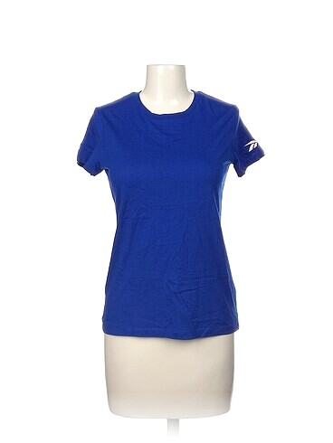 Reebok T-shirt %70 İndirimli.