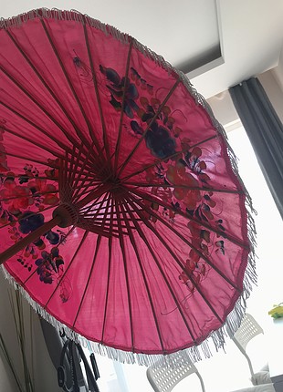 Uzak doğu stili şemsiye