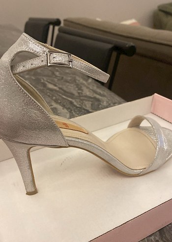 Elle Gümüş İnce Topuklu Abiye Ayakkabı 39 - Görsel 2