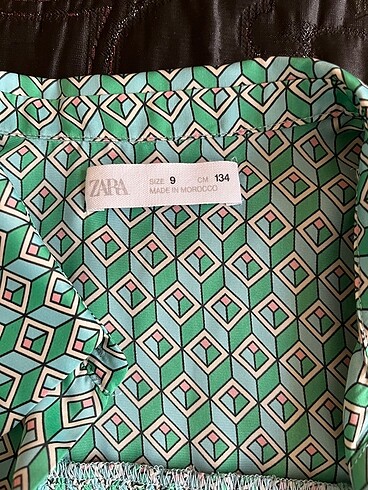 9 Yaş Beden Zara yeşil bluz kız çocuk 9 yaş