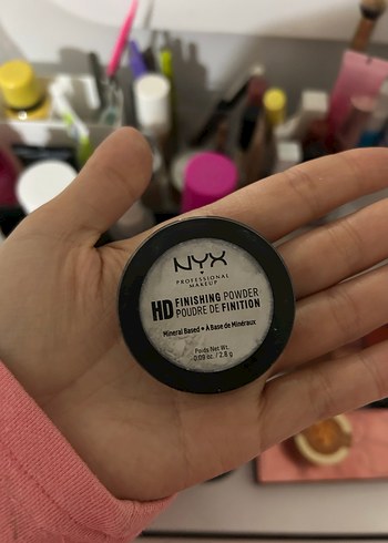NYX HD finishing powder - Açık Ten