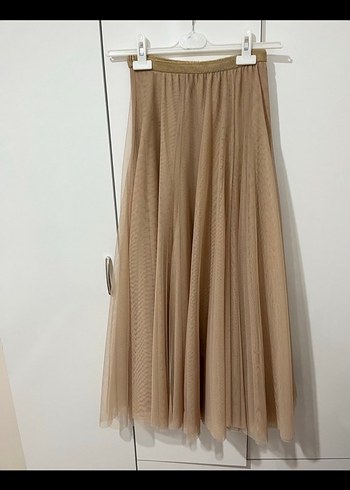Armine Bej Pilili Uzun Tül Kadın Etek
