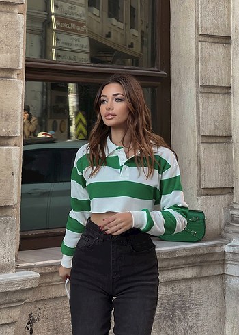 Defacto Polo yaka çizgili crop top sweatshirt