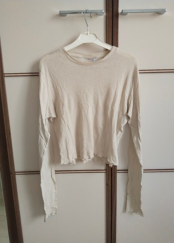 Pull and Bear Bej Uzun Kollu Crop Top