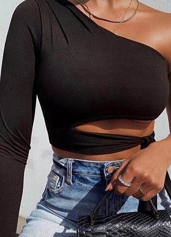 Zara Tek omuz crop bluz