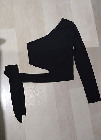 s Beden siyah Renk Tek omuz crop bluz