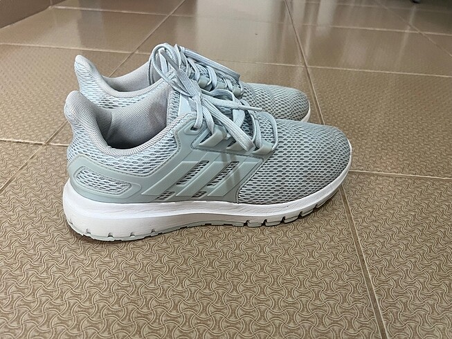 adidas Spor ayakkabı