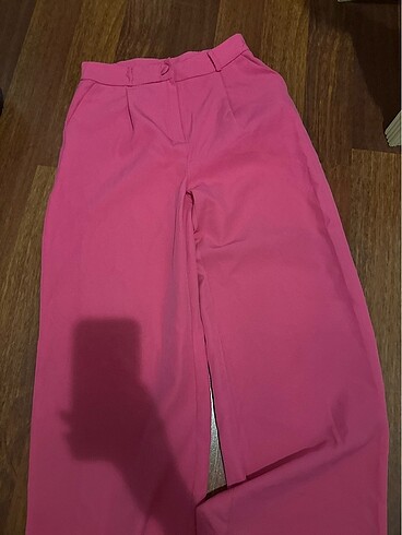 Trendyol & Milla Pembe kumaş pantolon