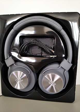 Jbl Bluetooth kulaklık 