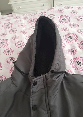 Gri Kapüşonlu Düğmeli Erkek Mont - Görsel 5