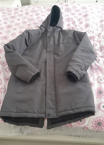 Gri Kapüşonlu Düğmeli Erkek Mont - Görsel 2