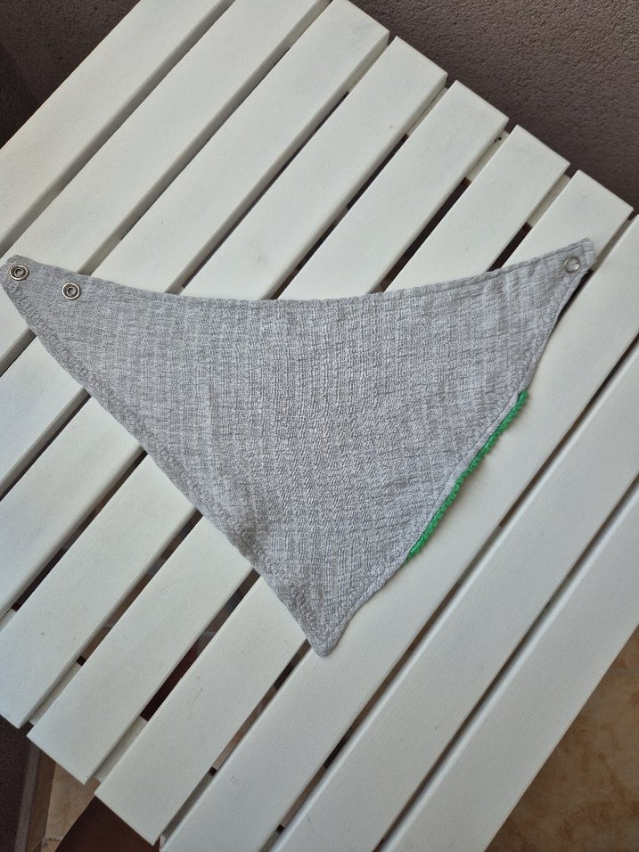 Gri Bebek Önlüğü - Görsel 2