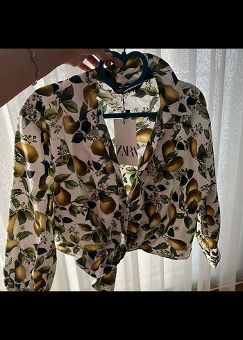 Zara limon Desenli Mini V Yakalı Kadın Gömlek