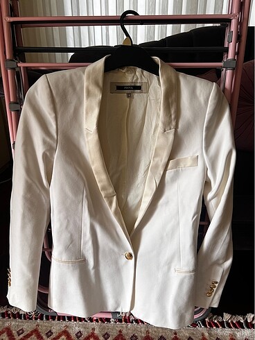 İpekyol Beyaz/Krem Detaylı Blazer