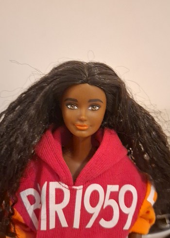  Beden Barbie sonsuz hareket