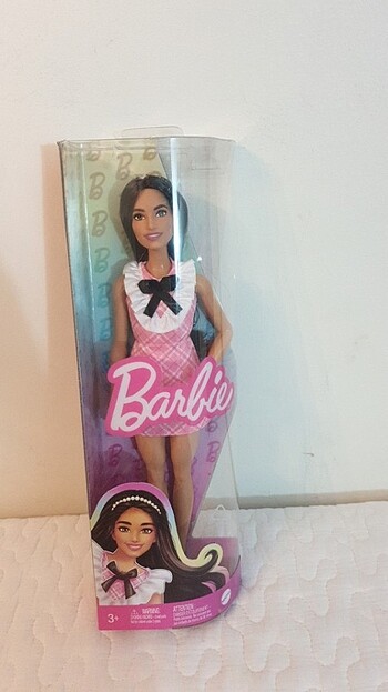 Barbie fashionistas 