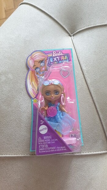 Barbie extra mini minis 