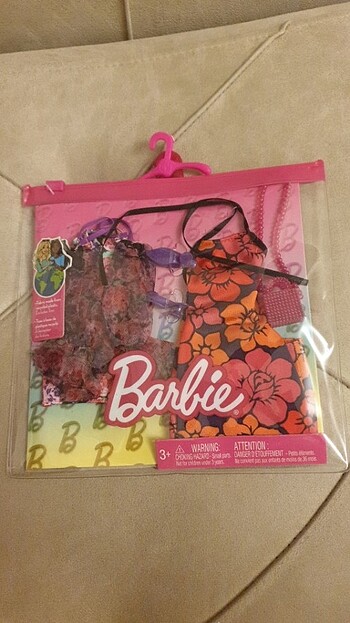Barbie kıyafet seti 