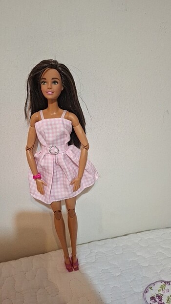 Barbie bebek 