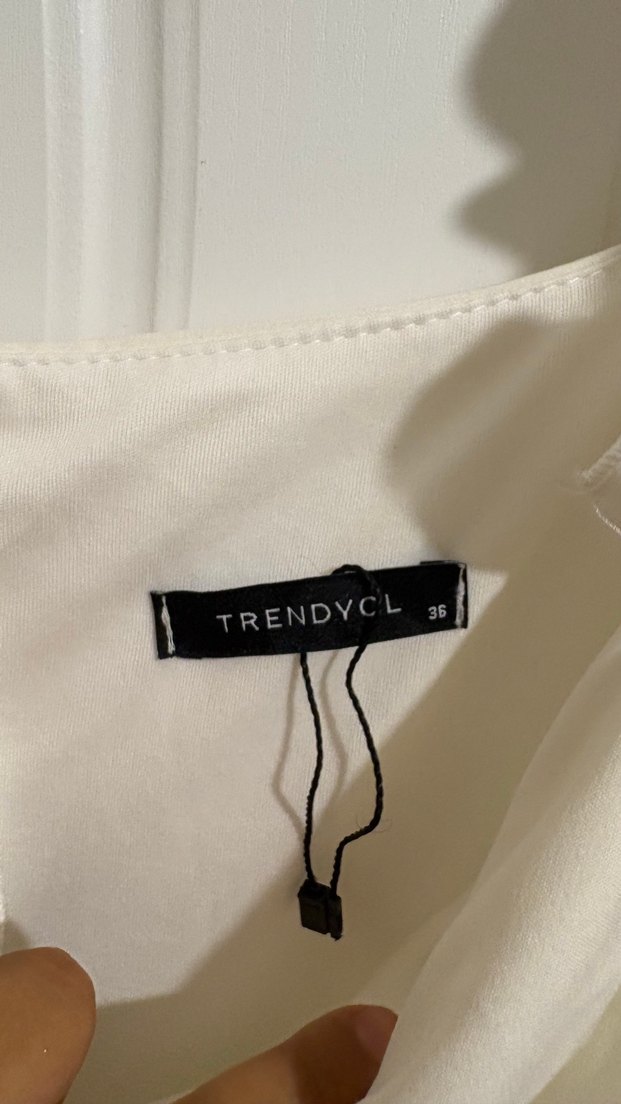 Trendyol Uzun Beyaz Straplez Gelinlik - Görsel 2