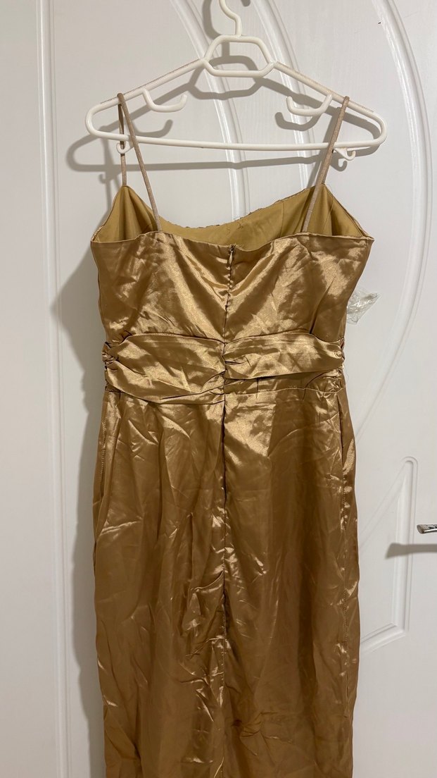 Kadın Altın Renk Drapeli Uzun Elbise - Görsel 3