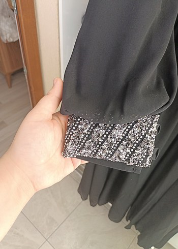 46 Beden V Yaka Payetli Siyah Uzun Abiye