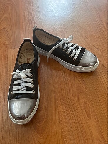 Vans 36 numara