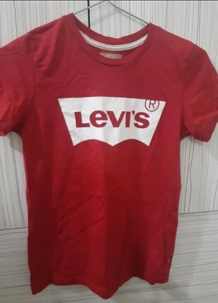 Levis t shirt 