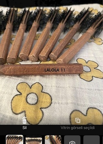 Ahşap Saplı Saç Fırçası LALOLA 11