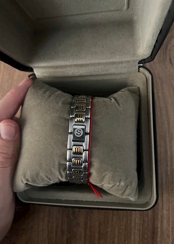 Altın Renkli Modern Klasik Kadın Saati - Görsel 4