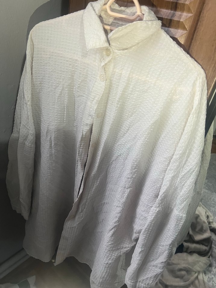 Kadın Beyaz Keten Düğmeli Gömlek - Görsel 4