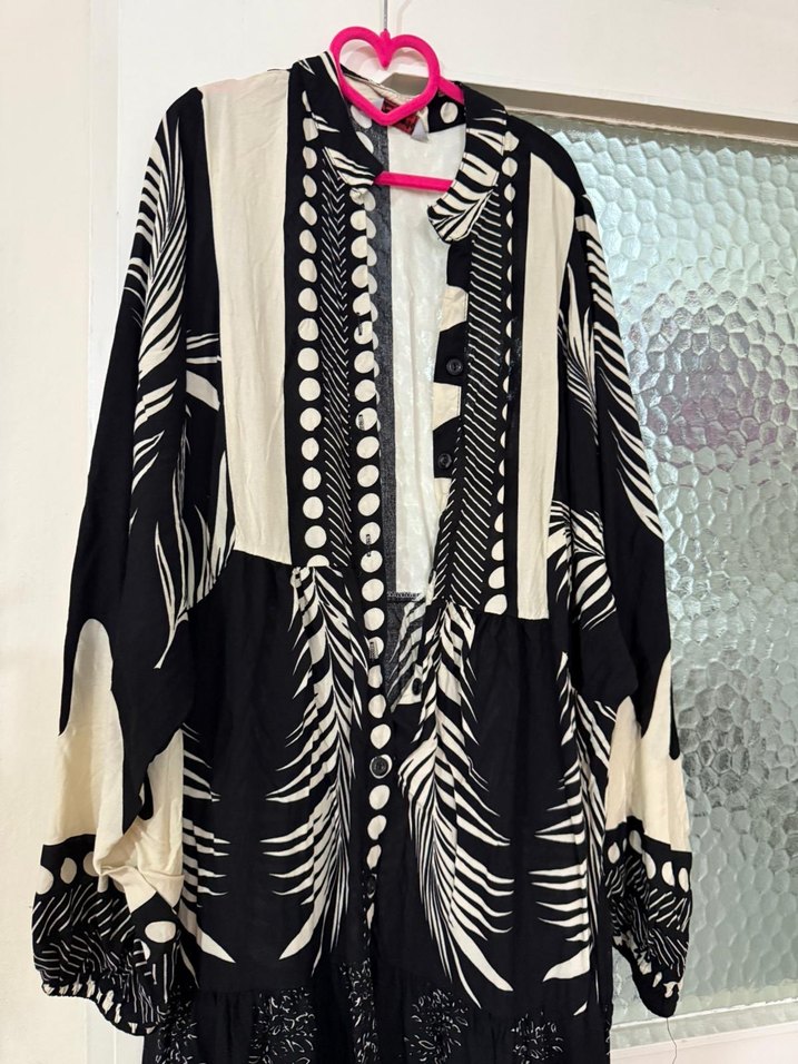 Siyah Beyaz Desenli Uzun Bohem Elbise - Görsel 4