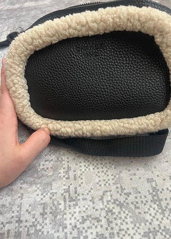 Gri Peluş Detaylı Kadın Biker Çanta - Görsel 4