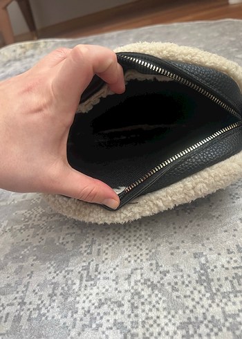 Gri Peluş Detaylı Kadın Biker Çanta - Görsel 2