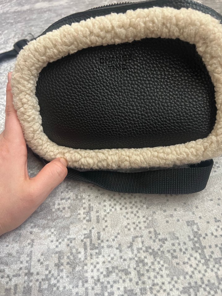 Gri Peluş Detaylı Kadın Biker Çanta - Görsel 4