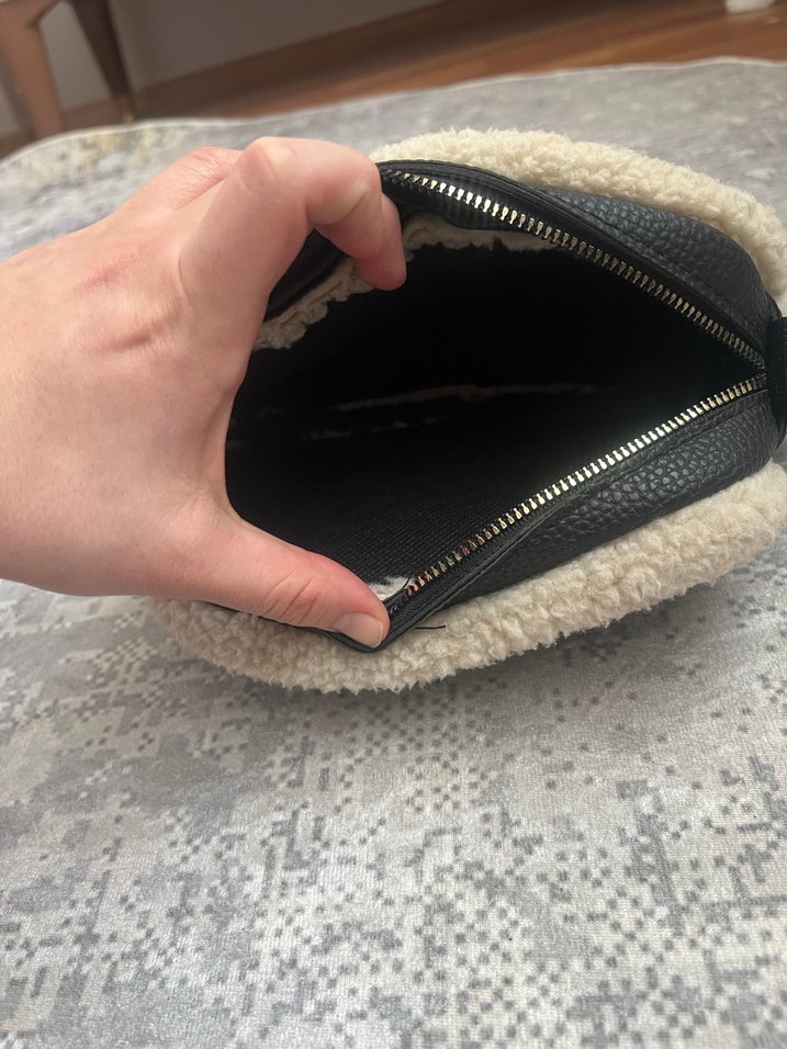 Gri Peluş Detaylı Kadın Biker Çanta - Görsel 2