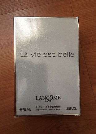 Lancome la vie est belle rezerve