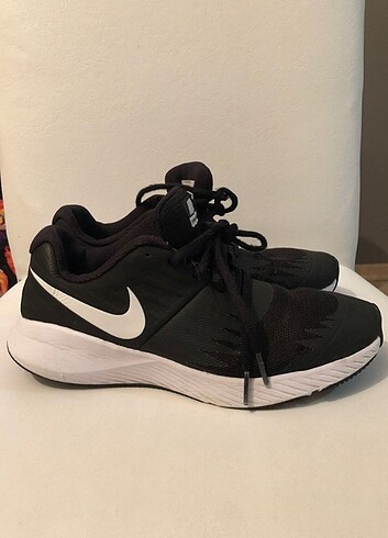Nike spor ayakkabı 