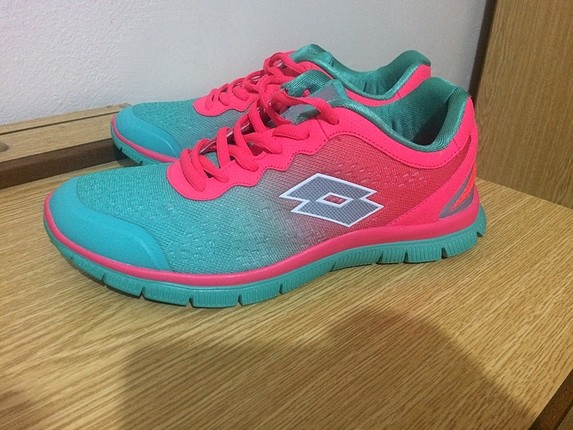 Lotto Ellis Lotto Ss16 Kadın Spor Ayakkabı - 38 - Pembe