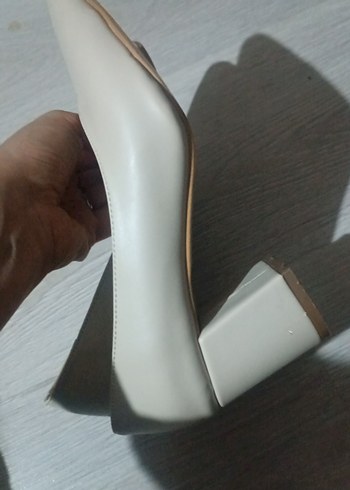Bej Stiletto Topuklu Kadın Klasik Ayakkabı - Görsel 4