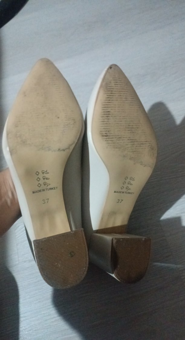 Bej Stiletto Topuklu Kadın Klasik Ayakkabı - Görsel 3