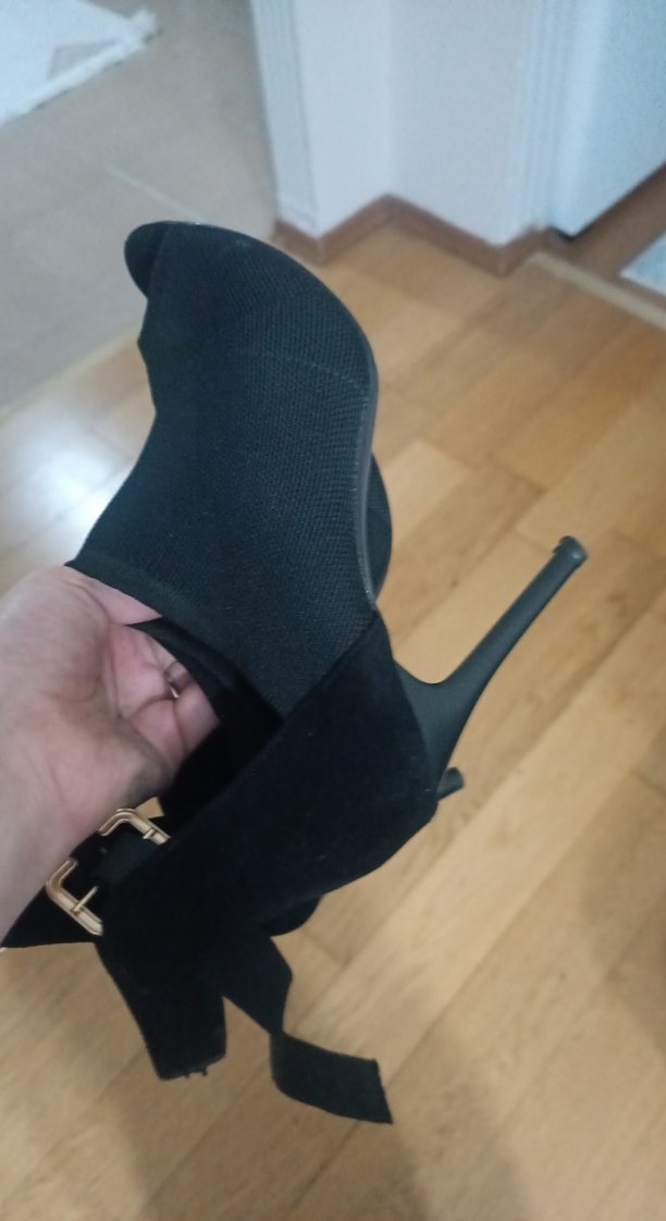 Siyah Süet Stiletto Tokalı Kadın Ayakkabı - Görsel 3
