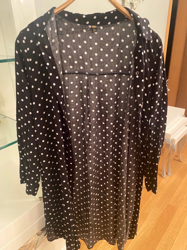 Uzun Kollu Siyah Puantiyeli Kadın Elbise - Görsel 4