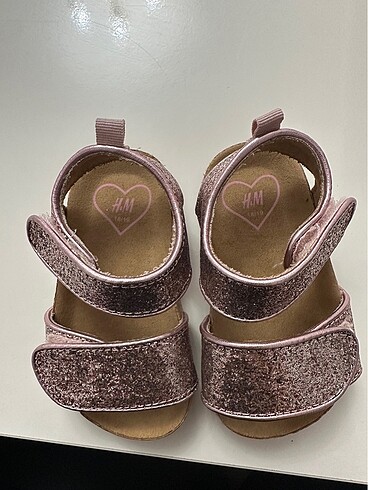 18 Beden H&M simşi sandalet