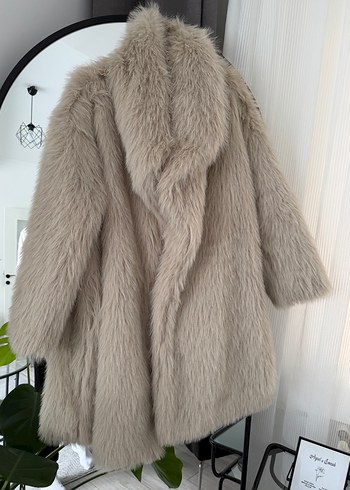Kadın Bej Midi Kabarık Suni Kürk Mont - Görsel 4