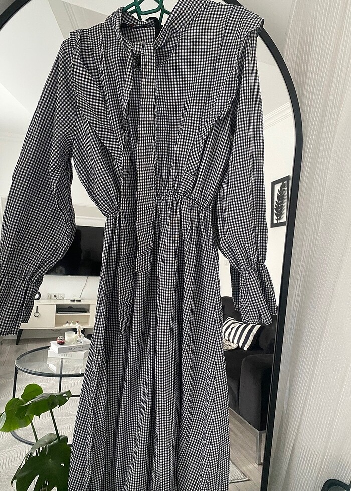 Siyah beyaz elbise - Görsel 4